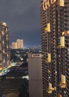 Kapitolyo Apartment | 1Bedroom2603A Sunshine100Tower3 70Inches TV Pool Karaoke