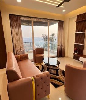 Panchgani Apartment | 1BHK Suite with Valley View, Ora Vue