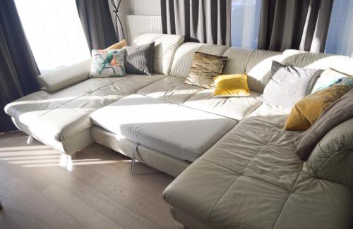 Meilemeers Apartment | 1BR apt métro Hopital Erasme Bordet handicapt friendly