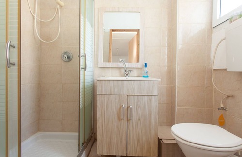 Petah Tikva Apartment | 1br apt near beylinson /schneider /hasharon hospital petach tikva