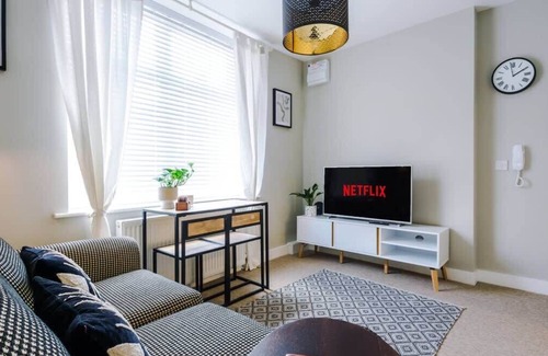 Hoole Condo | 1BR Designer apartment for City Breaks in Chester.