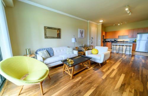 Cityplace Apartment | 1BR Executive Suite With Pool, Gym & Fast Wi-Fi By ENVITAE