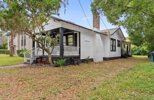 Lake Eola Heights House | 1br Extended Stay Kitchen Comfort Near Airport