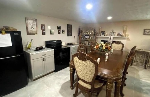 Cliftondale Apartment | 1BR Suite w/Kitchen, Patio ATL