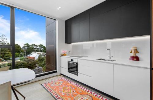 Hobsonville Apartment | 1BR with Balcony Close to Ferry by Zodiak Stays