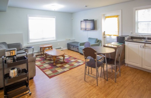Fall River House | 1BRM 1 BA Suite With Private Entrance and Kitchenette
