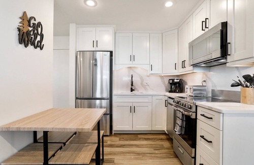 Mount Jackson Condo | 1st Floor Luxury Condo to Bike Golf Hike Swim Lake @ Bryce Resort