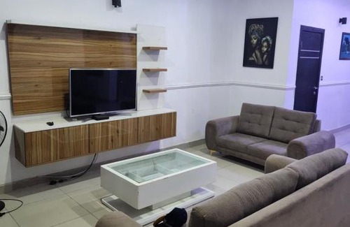 Ofin Apartment | 1stOption short lets Apartment