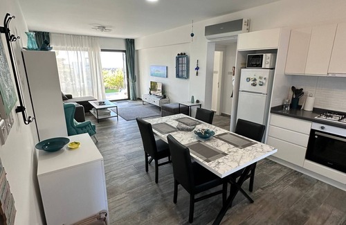 Vasilia Resort | 2+1 Gartenapartment am Meer im Projekt "aqua West" auf Nordzypern