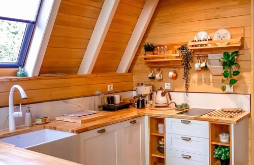 Sapanca House | 2+1 Heating (Private Pool) - Fireplace - Jacuzzi - Sheltered - 4 Person Bungalow