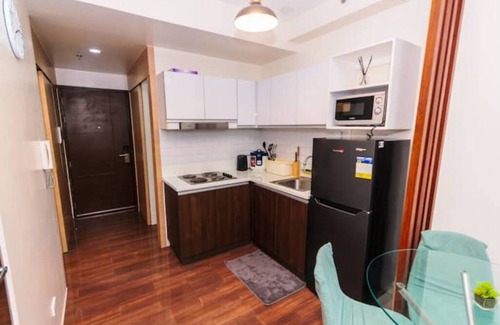 San Antonio Apartment | 2-3BR 4 Room 2CR Air condo Luxury life Swim Gym300