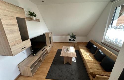 Eichsfelder Kessel Apartment | 2,5 Raum Ferienwohnung möbliert Dachgeschoss Niederorschel