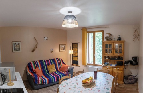 Saint-Joseph-de-Riviere Apartment | 2 apartments - Gîte aux 1000 chemins