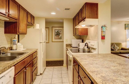 Palmetto Dunes House | 2 BDR With Loft Fun Townhouse Near The Beach