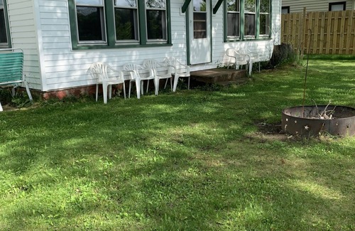 Cornell Cottage | 2 bdrm cottage on the Chippewa River