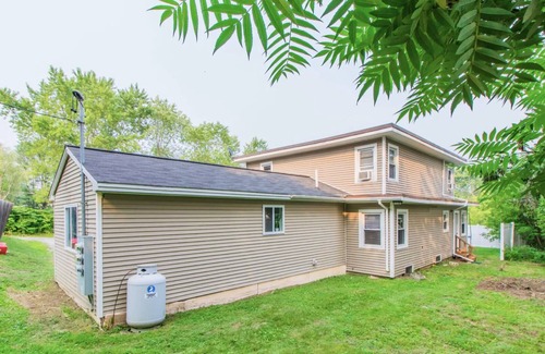 Lewiston Apartment | 2 bed 1 bath 2 MiLES from HOSPiTAL
