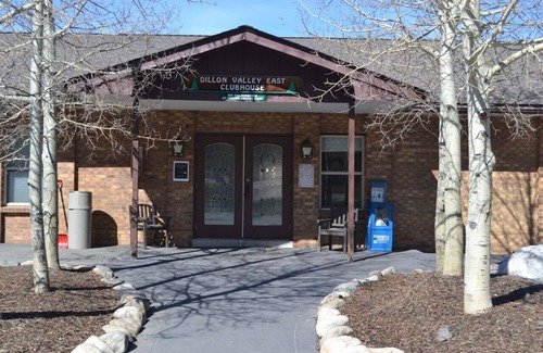 Dillon Condo | 2 Bed 2 Bath Family Ski Condo (Pet Friendly!)