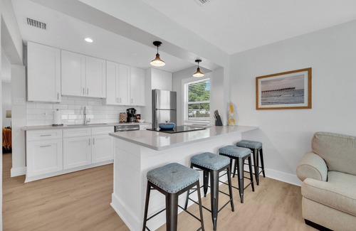 North River Shores House | 2 bed 2 bath in Fabulous Stuart