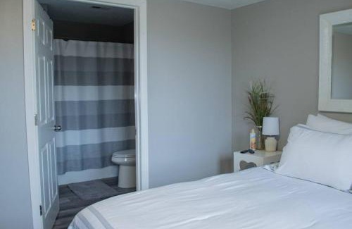 Bellevue Apartment | 2 bed, 2 story, In-law suite in rear of main house