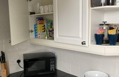 Largs Apartment | 2 Bed apartment, great location, free parking