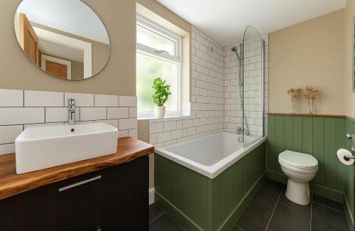 Harringay Apartment | 2 Bed Apartment in Finsbury with Garden
