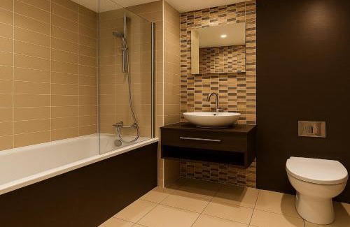 Prince's Apartment | 2 Bed Balcony Flat in Vauxhall
