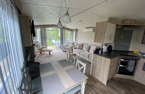 Great Houghton House | 2 Bed Cosy Lodge