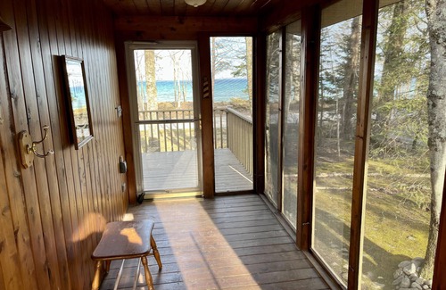 Beaver Island Cottage | 2-bed cottage on Cable's Bay with private beach