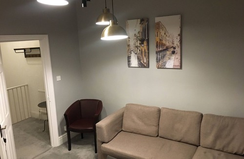 Castle Apartment | 2 bed Flat central Swansea - Brunswick 1st Floor