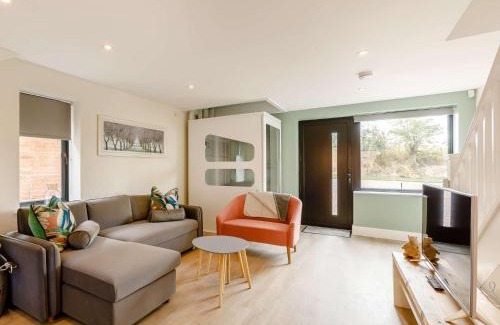 Alcester House | 2 Bed in Alcester 88397