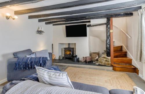 Llansantffraed House | 2 Bed in Llanon oc-e32781
