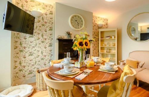 Milford Haven House | 2 Bed in Milford Haven 88529