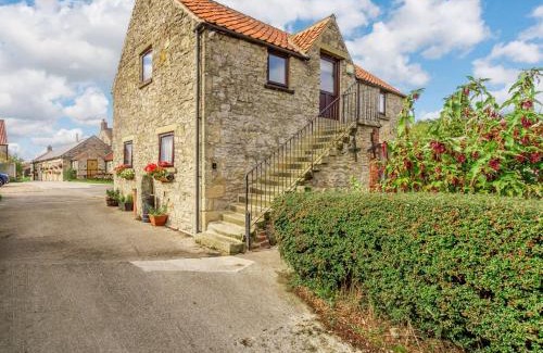 Newton-on-Rawcliffe House | 2 Bed in Pickering 88957