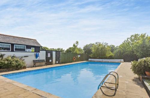 Westleigh House | 2 Bed in Westward Ho 60430