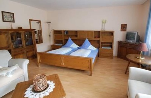 Einruhr Apartment | 2-bed vacation apartment (type A) - Ferienwohnungen Haus Panorama