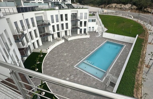 Pombal Apartment | 2-bedr. apartment in condominium with pool!