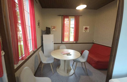Castelnaud-la-Chapelle Cottage | 2-bedroom house near Sarlat, nature and culture, terrace and BBQ