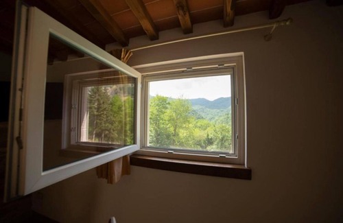 Casoli Apartment | 2 Bedroom Apartment in San Marcello Piteglio