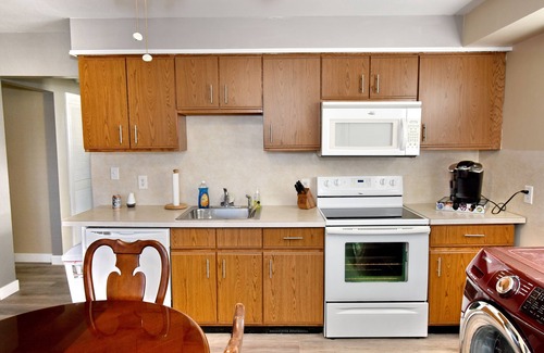 Anchor Bay Harbor Apartment | 2 Bedroom, 1 Bath, Upper level, Sleeps 8, Boat Well Included, Near Boat Launch