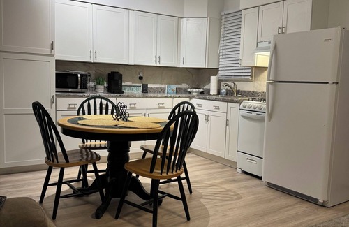 Rio Grande Cottage | 2 Bedroom 1 Full Bath cottage minutes to beach or bay. 3 Person Max Only !
