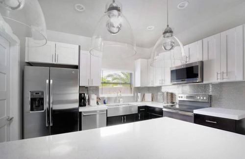 Encanto House | 2 Bedroom 2 Bath Home in Historic Neighborhood