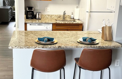 Auburn Hills House | 2-bedroom, 2 full bath executive townhome in awesome Auburn Hills with WiFi, AC