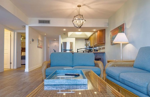 South Padre Island Resort | 2 Bedroom 2 Bathroom Condo #1006