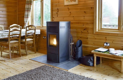 Newcastle-on-Clun Cottage | 2 bedroom accommodation in Nr. Bishops Castle