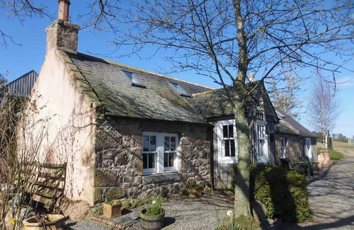 Logie Coldstone Cottage | 2 bedroom accommodation in Dinnet, near Aboyne