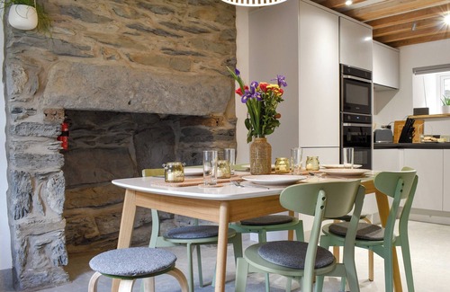 Gwynedd- Snowdonia Cottage | 2 bedroom accommodation in Betws-Y-Coed