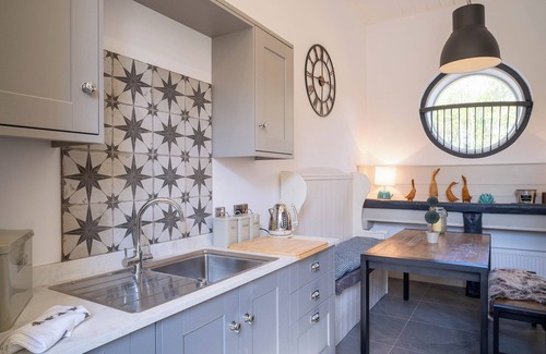 Market Rasen Cottage | 2 bedroom accommodation in Market Stainton, near Market Rasen
