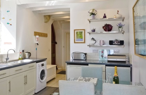 Gwynedd- Snowdonia Cottage | 2 bedroom accommodation in Capel Curig