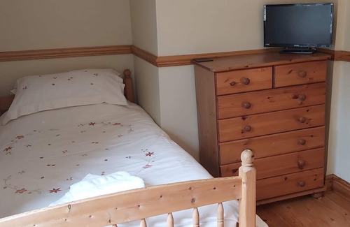 Llanbrynmair Cottage | 2 bedroom accommodation in Dolfach, near Llanbrynmair