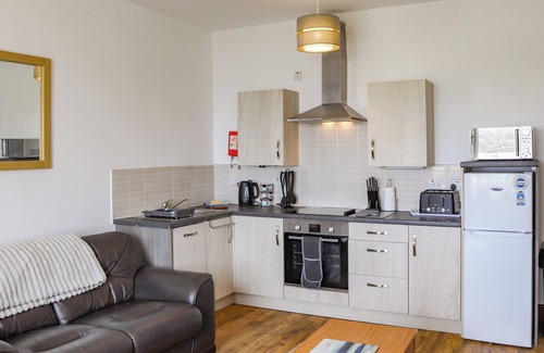 Dinas Dinlle Apartment | 2 bedroom accommodation in Caernarfon